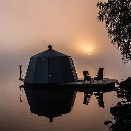 Aurora Igloo With Private Hot Tub By Invisible Forest Lodge Rovaniemi Exteriör bild