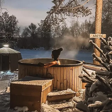 Aurora Igloo With Private Hot Tub By Invisible Forest Lodge Rovaniemi Exteriör bild